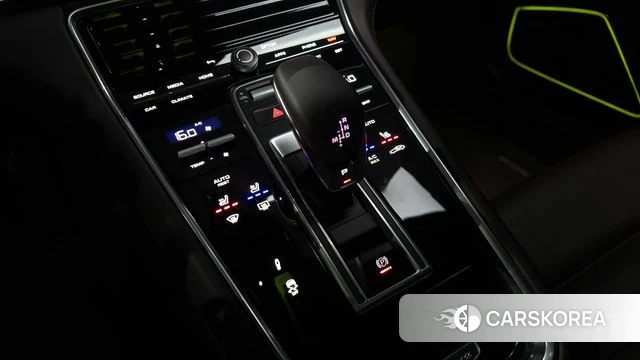 Porsche Panamera (971) id 5012512 из Кореи 37