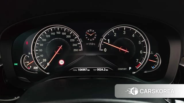 BMW 5 Series (G30) id 5018806 из Кореи 30