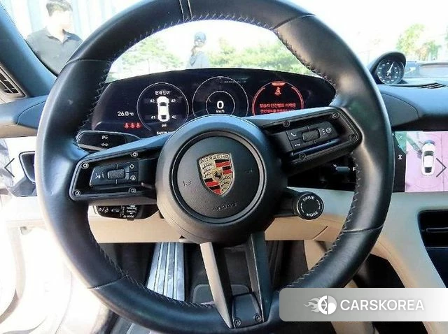 Porsche Taycan id 4975464 из Кореи 18