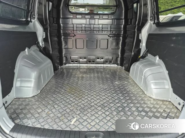 Hyundai Staria id 4579877 из Кореи 18