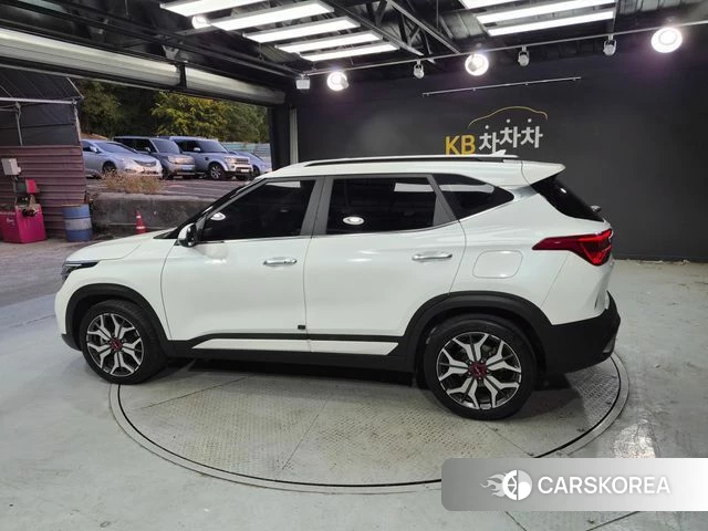 Kia Seltos id 5000696 из Кореи 18