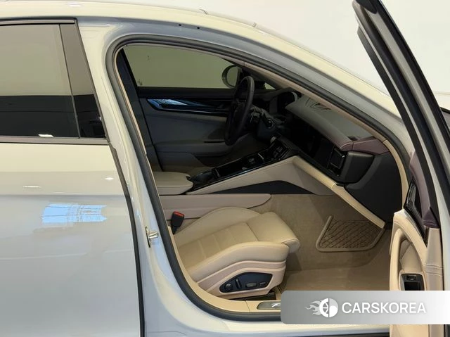 Porsche Panamera (976) id 4706181 из Кореи 18