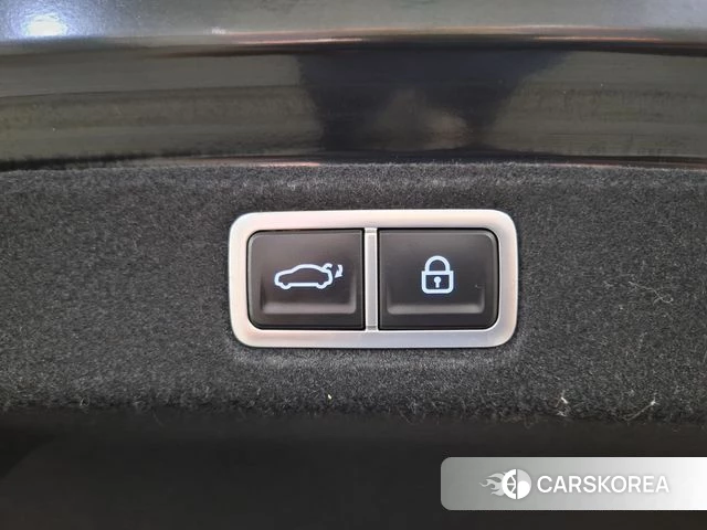 Hyundai Grandeur Hybrid (GN7) id 4783618 из Кореи 18