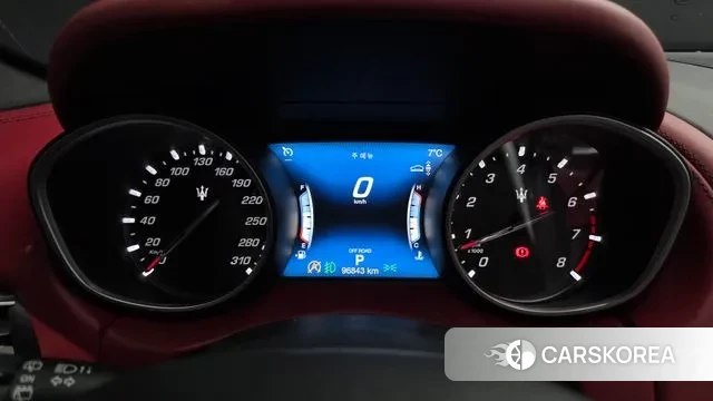 Maserati Levante id 3677317 из Кореи 18