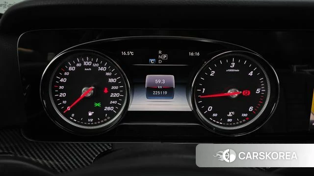 Mercedes-Benz E-Class W213 id 5024137 из Кореи 18