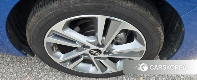 Hyundai Avante AD id 4765627 из Кореи 15