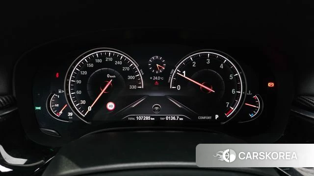 BMW 5 Series (G30) id 4967586 из Кореи 35