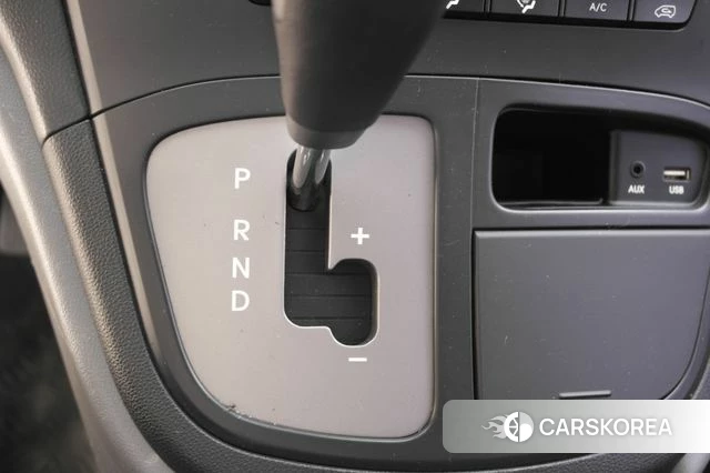 Hyundai The New Grand Starex id 4960551 из Кореи 18