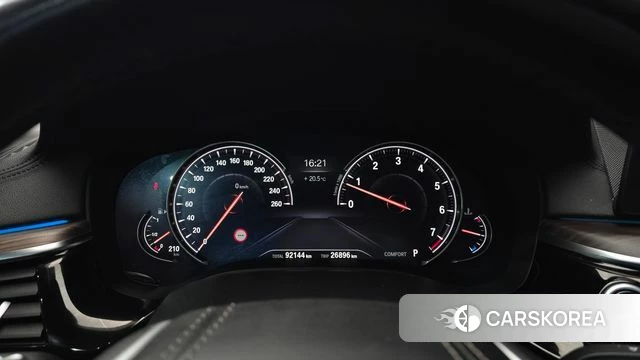 BMW 5 Series (G30) id 4988395 из Кореи 18