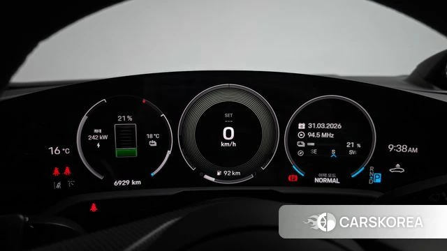 Porsche Taycan id 3864007 из Кореи 18
