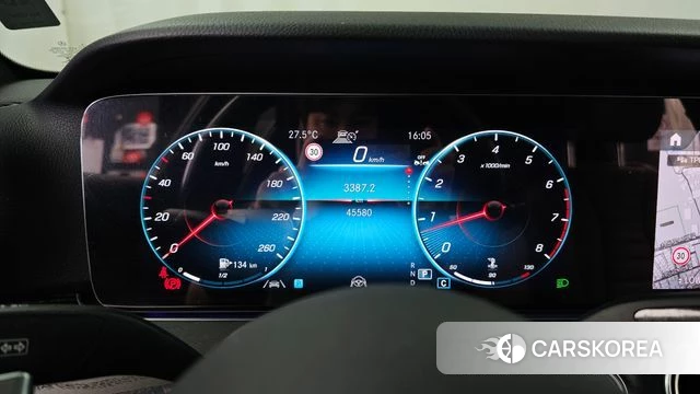 Mercedes-Benz E-Class W213 id 4922687 из Кореи 30