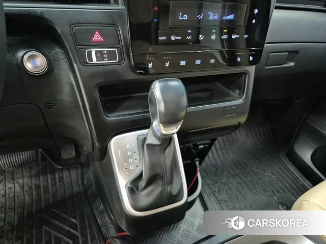 Hyundai Staria id 4740813 из Кореи 17