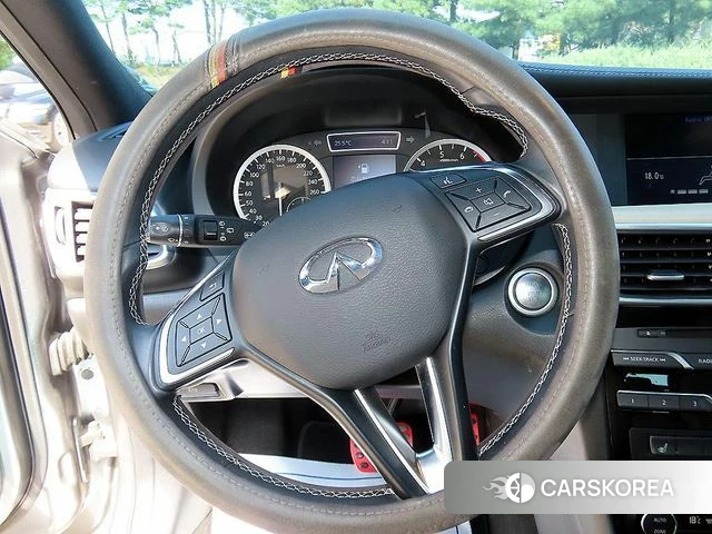 Infiniti Q30 id 4947235 из Кореи 18
