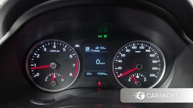 Kia Stonic id 5036080 из Кореи 28
