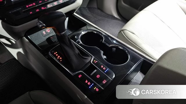 Kia The New Carnival id 4998789 из Кореи 28
