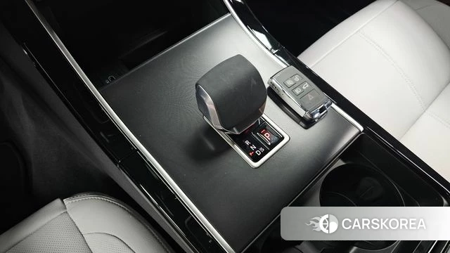Land Rover Range Rover Velar id 4927988 из Кореи 32