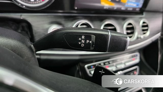Mercedes-Benz E-Class W213 id 5054372 из Кореи 31