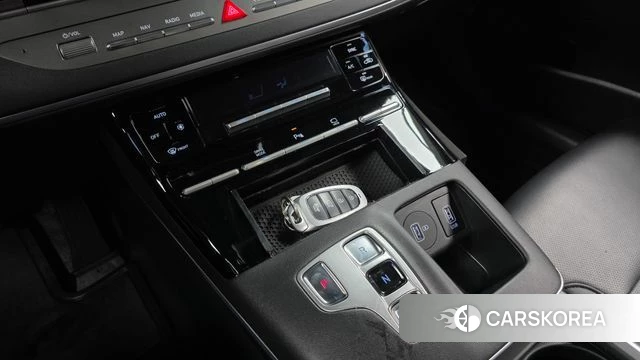 Hyundai The New Grandeur IG id 4754933 из Кореи 28