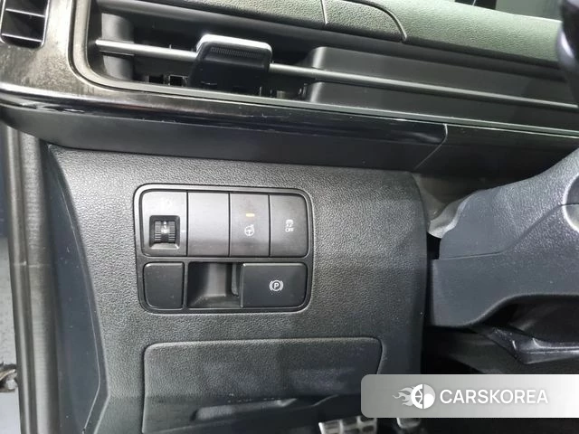 Hyundai Staria id 5047342 из Кореи 18
