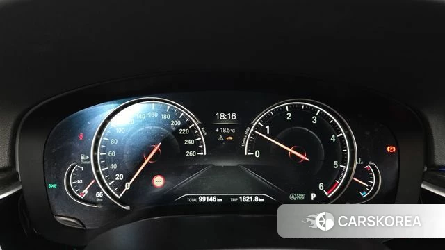 BMW 5 Series (G30) id 5029536 из Кореи 32