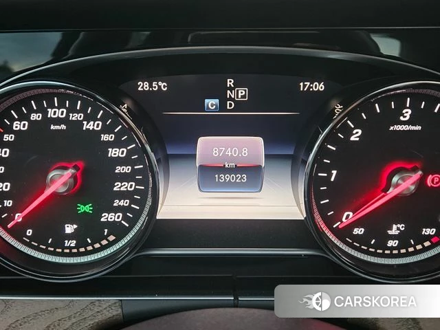 Mercedes-Benz E-Class W213 id 4977812 из Кореи 18