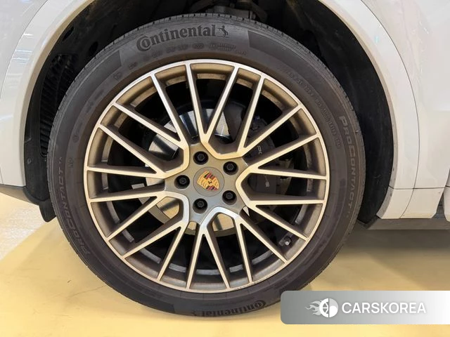 Porsche Cayenne (PO536) id 4975607 из Кореи 18