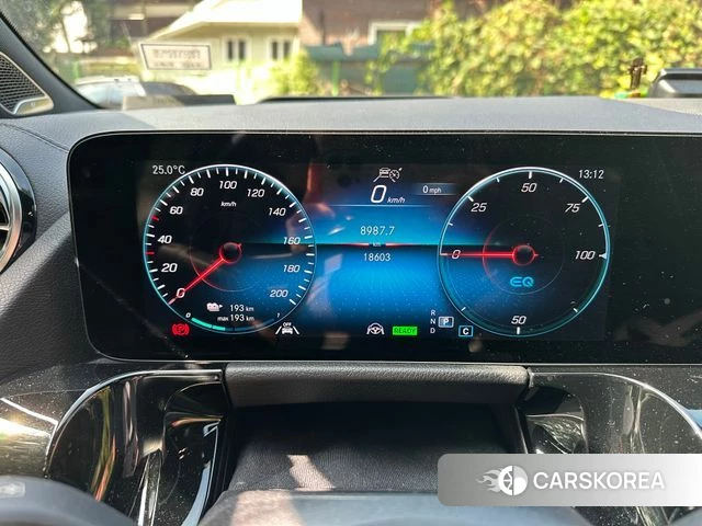 Mercedes-Benz EQA H243 id 5021631 из Кореи 8