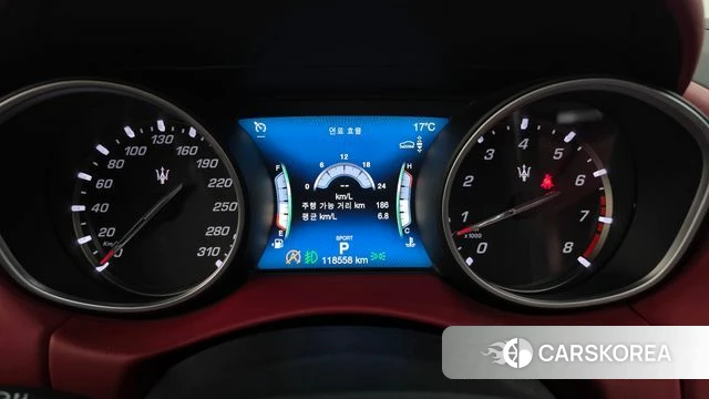 Maserati Levante id 5028946 из Кореи 31