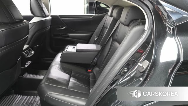 Lexus ES300h 7th generation id 4929388 из Кореи 31