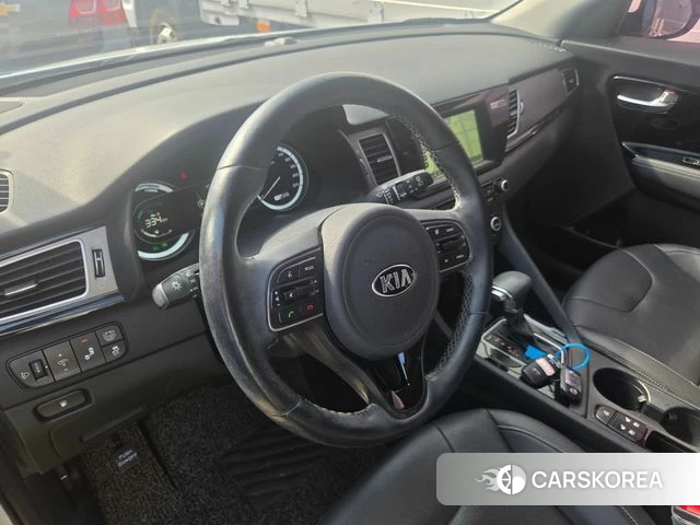 Kia Niro id 4978010 из Кореи 14