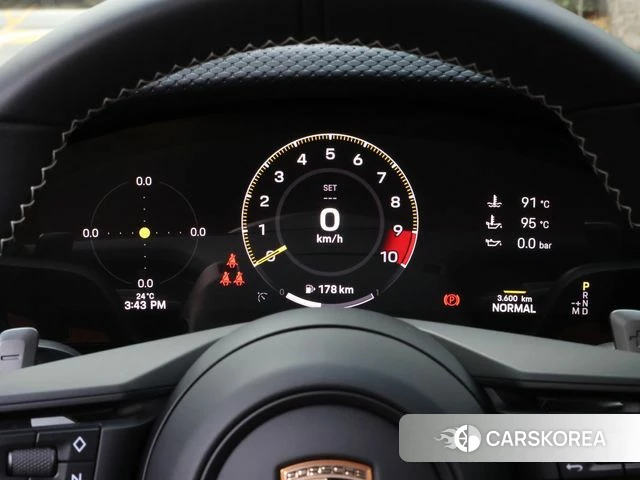 Porsche 911(992) id 5015762 из Кореи 18