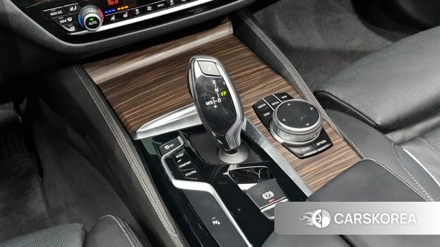 BMW 5 Series (G30) id 4953170 из Кореи 28