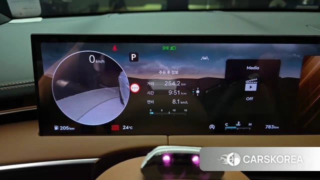 Genesis GV70 id 5001348 из Кореи 31