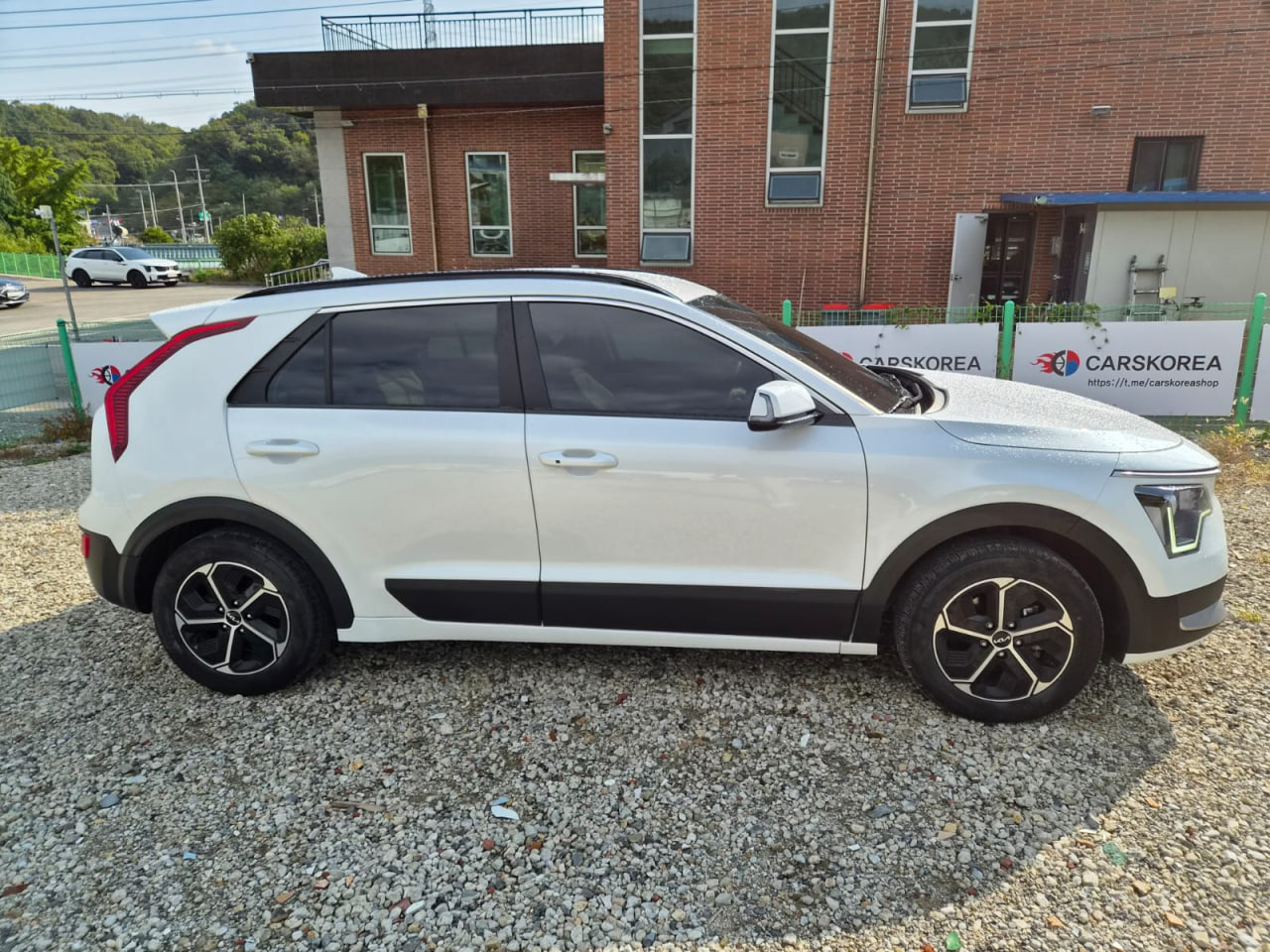 Kia Di Ol Nu Niro 2022 из Кореи, фото 2