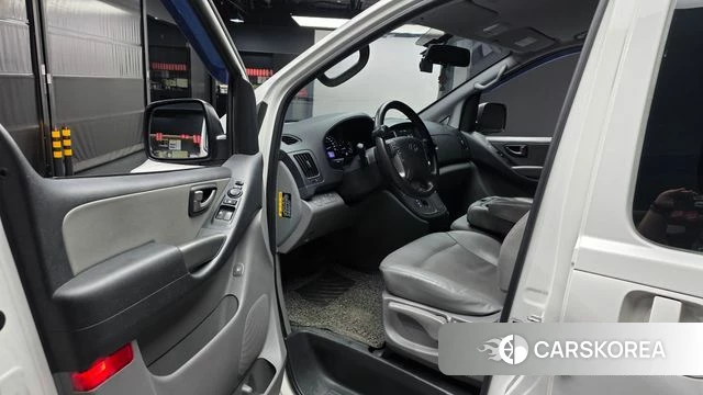 Hyundai The New Grand Starex id 4836476 из Кореи 29