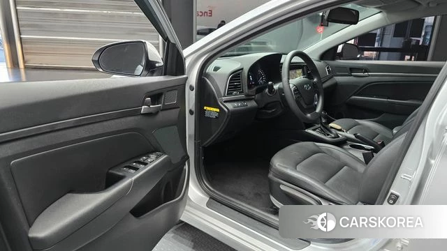 Hyundai Avante AD id 4837289 из Кореи 29