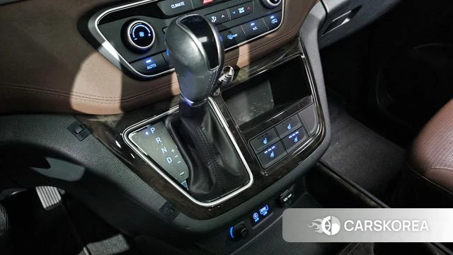 Hyundai The New Grand Starex id 4776386 из Кореи 19