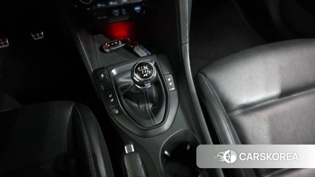 Hyundai Veloster (JS) id 4780924 из Кореи 30