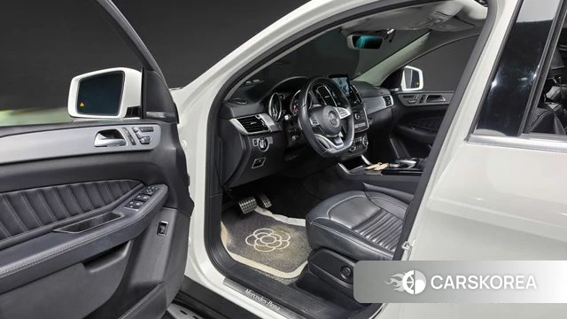 Mercedes-Benz GLE - Class W166 id 5004486 из Кореи 34