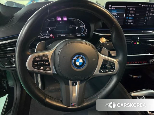 BMW 5 Series (G30) id 5001145 из Кореи 17