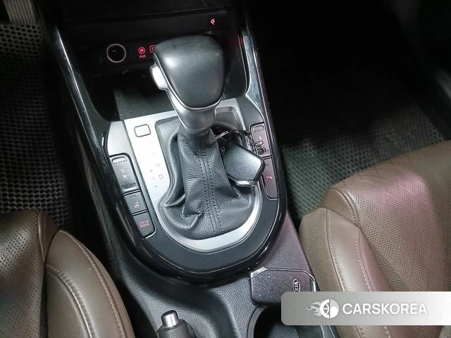 Kia Come New K3 id 4993674 из Кореи 19