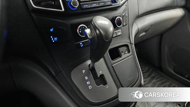 Hyundai The New Grand Starex id 4712472 из Кореи 19