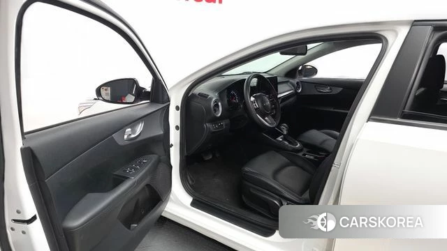 Kia The New K3 2nd generation id 4784178 из Кореи 29