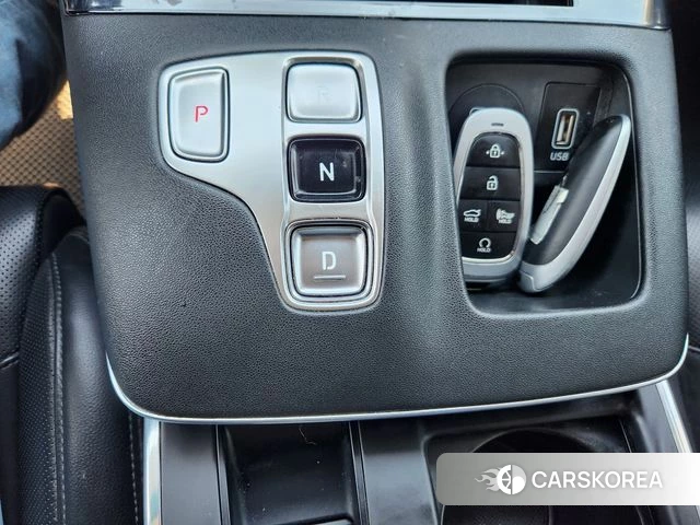 Hyundai The New Grandeur IG id 3898057 из Кореи 19