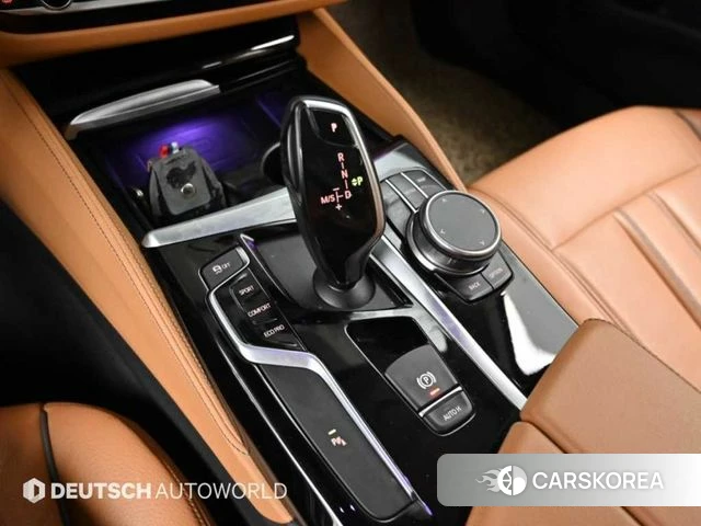 BMW 5 Series (G30) id 4998424 из Кореи 19