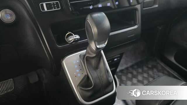 Hyundai Staria id 4981760 из Кореи 30