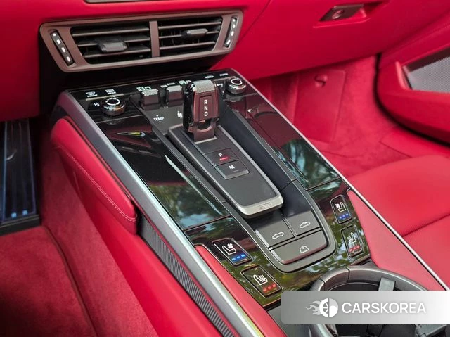 Porsche 911(992) id 4974764 из Кореи 19