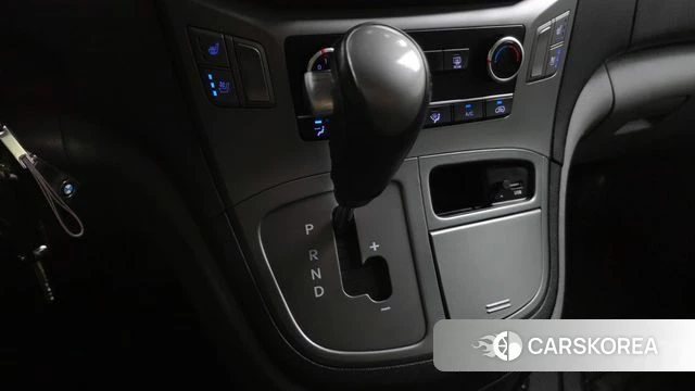 Hyundai The New Grand Starex id 4987482 из Кореи 19