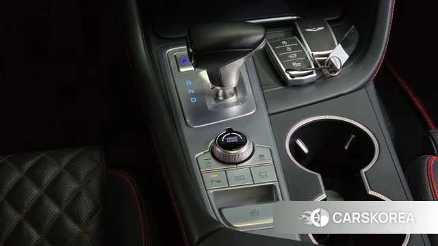 Genesis G70 id 4998535 из Кореи 19