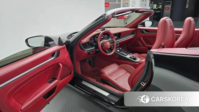 Porsche 911(992) id 4941582 из Кореи 29